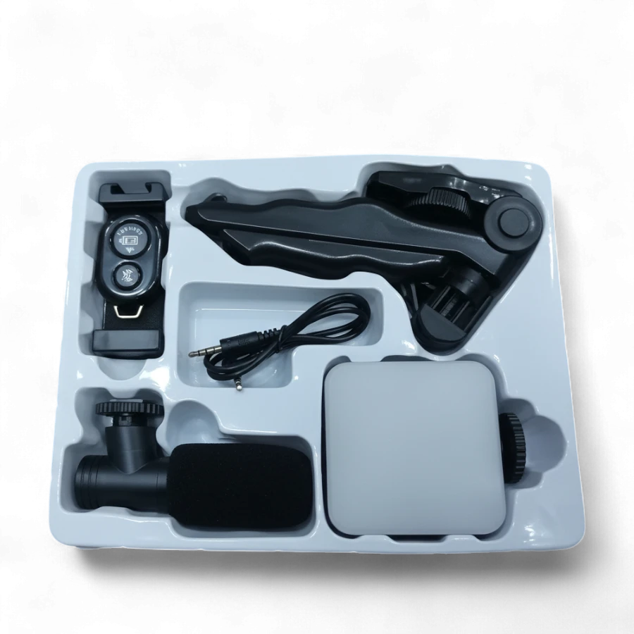 Vlogging Video-Making Kit – Universal Smartphone Tripod, LED Light & Microphone Set for Content Creators